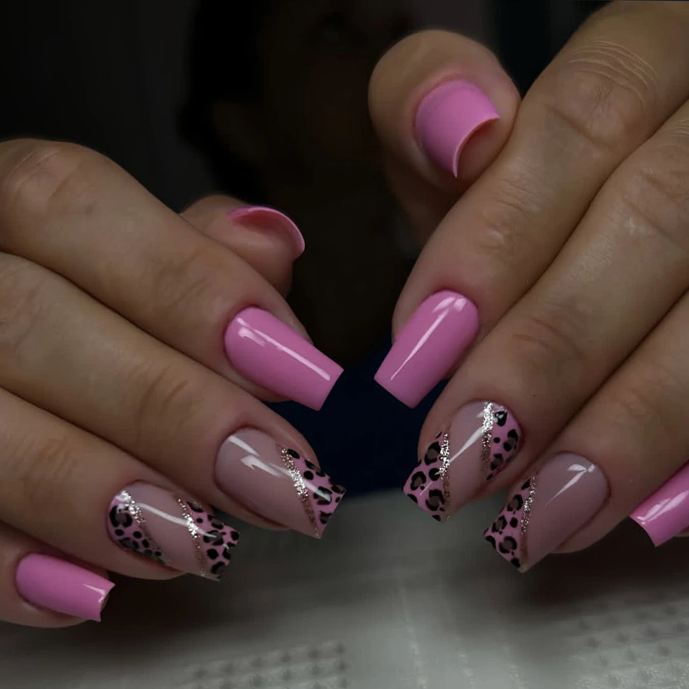 24pcs/set square Press ons