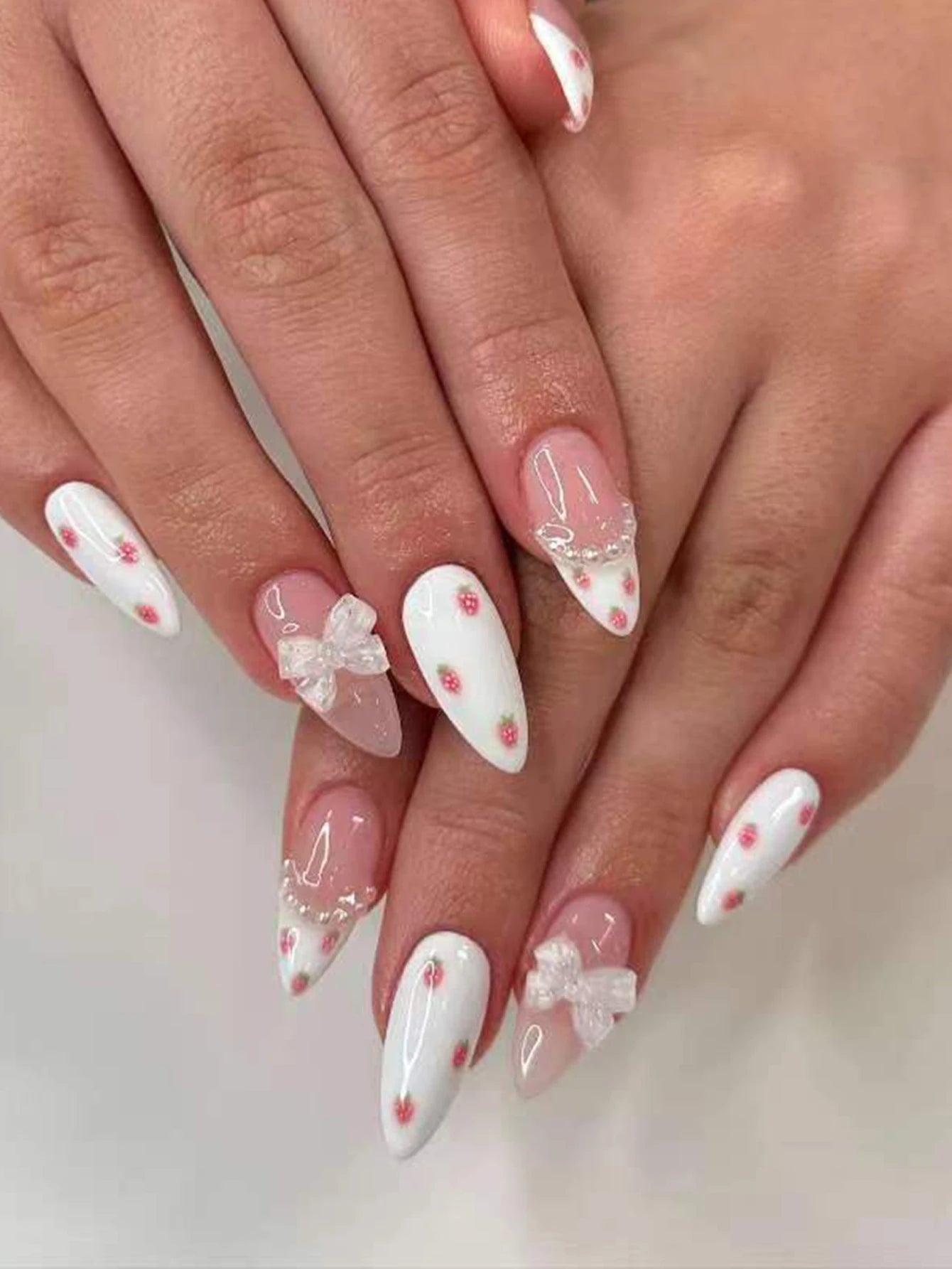 ARTAUG 24PCS Medium Press On