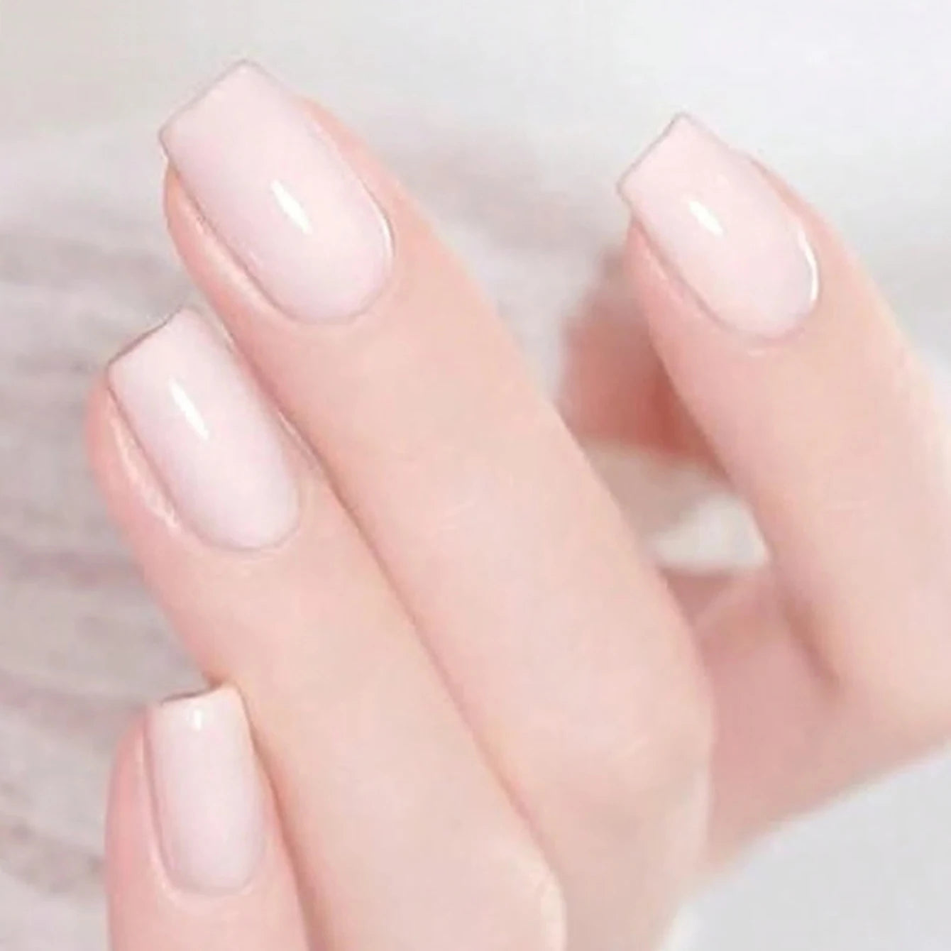 ARTAUG 24PCS Medium White Square Press On Nails