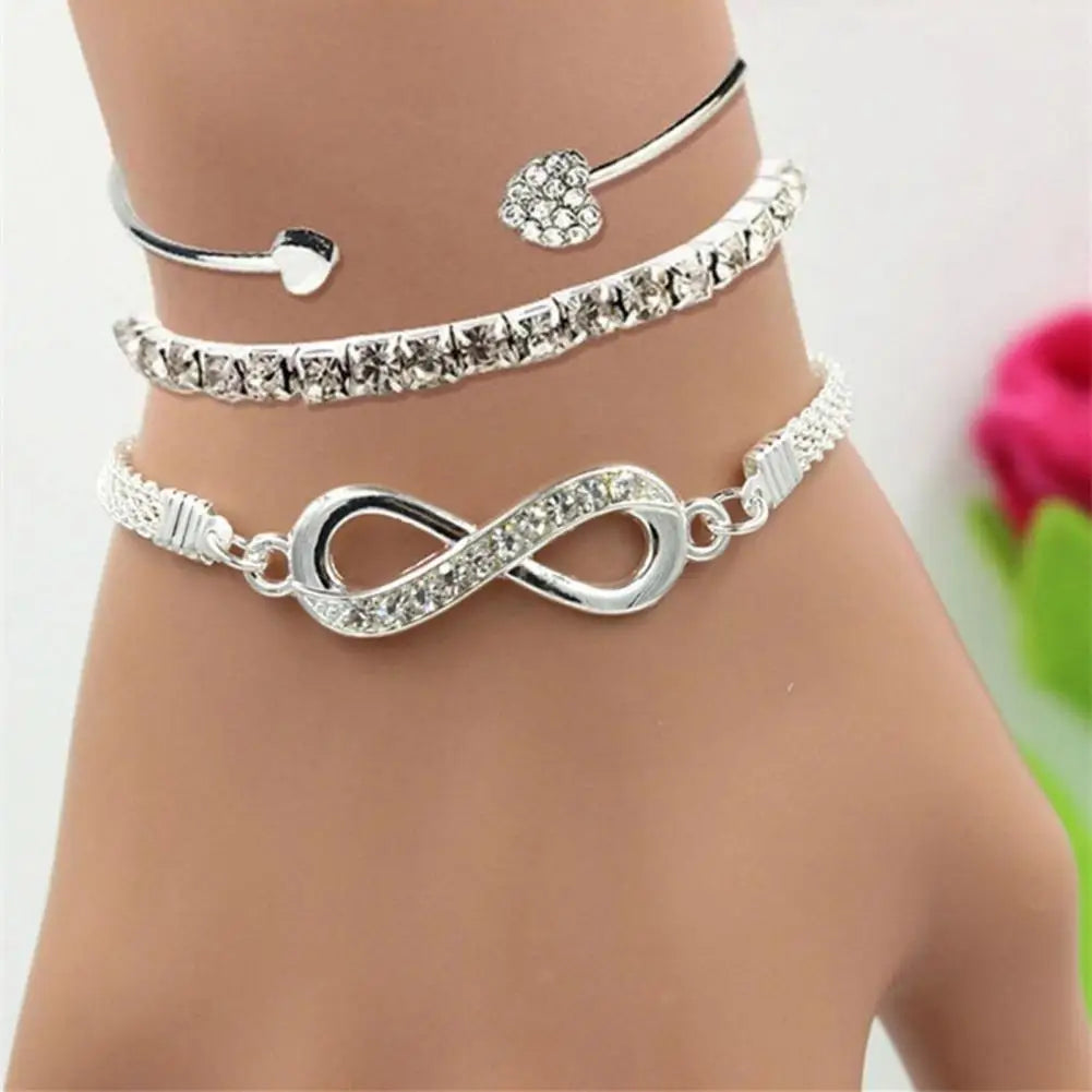 Multi-layered Chain Charm Bracelet Women Bracelet Elegant Rhinestone Decor Bracelet Set for Women Symbol Heart Design for Prom