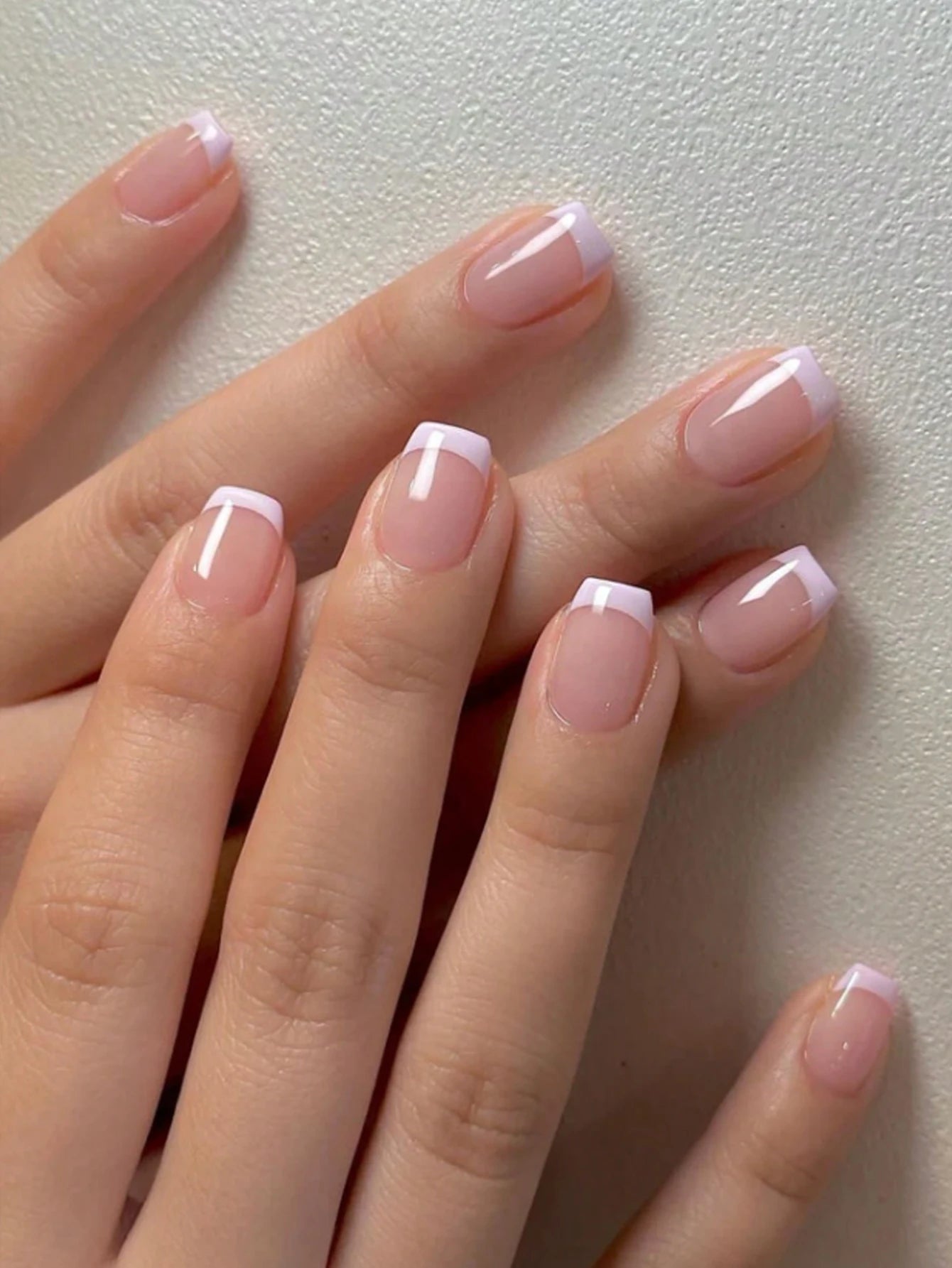 ARTAUG 24PCS Medium White Square Press On Nails