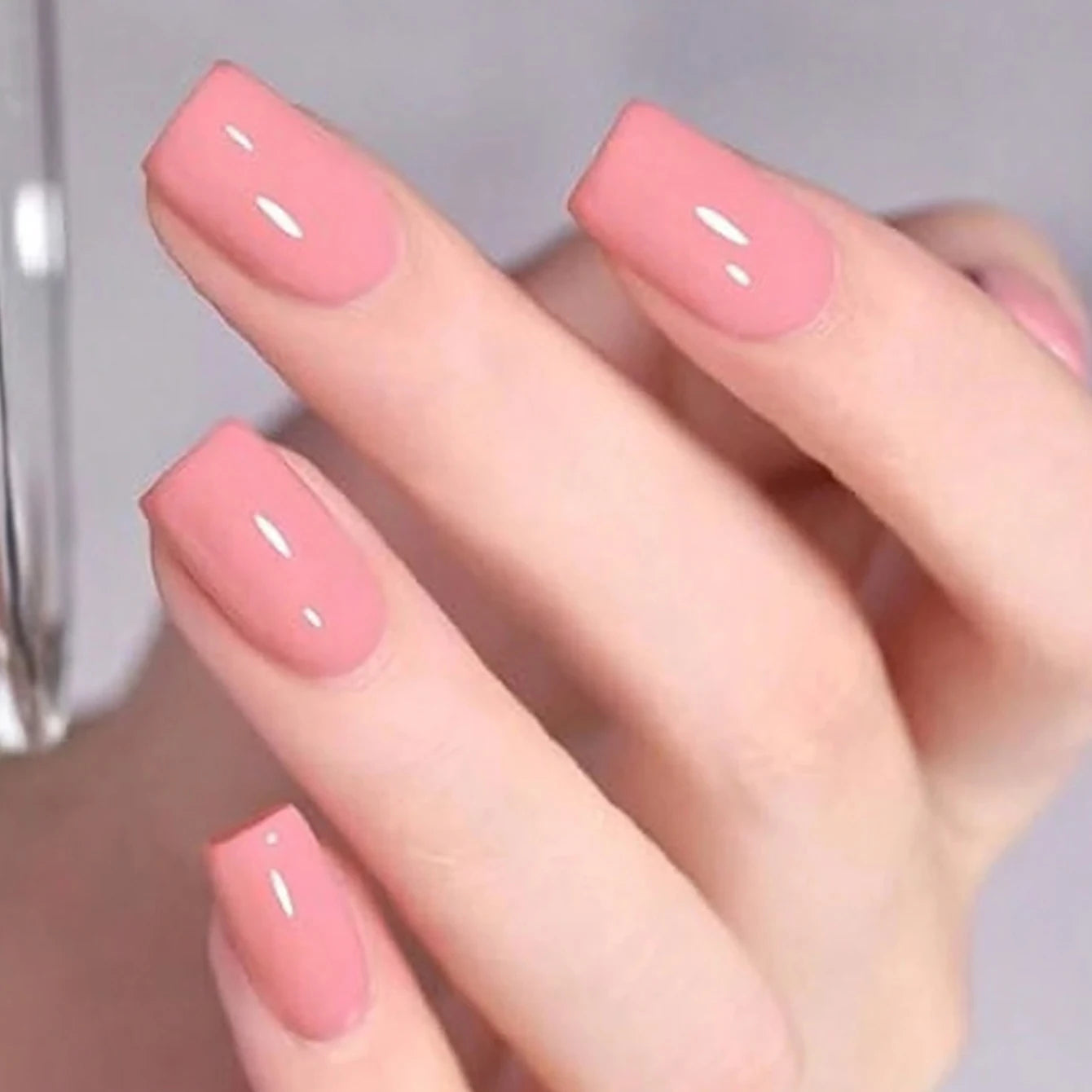 ARTAUG 24PCS Medium White Square Press On Nails