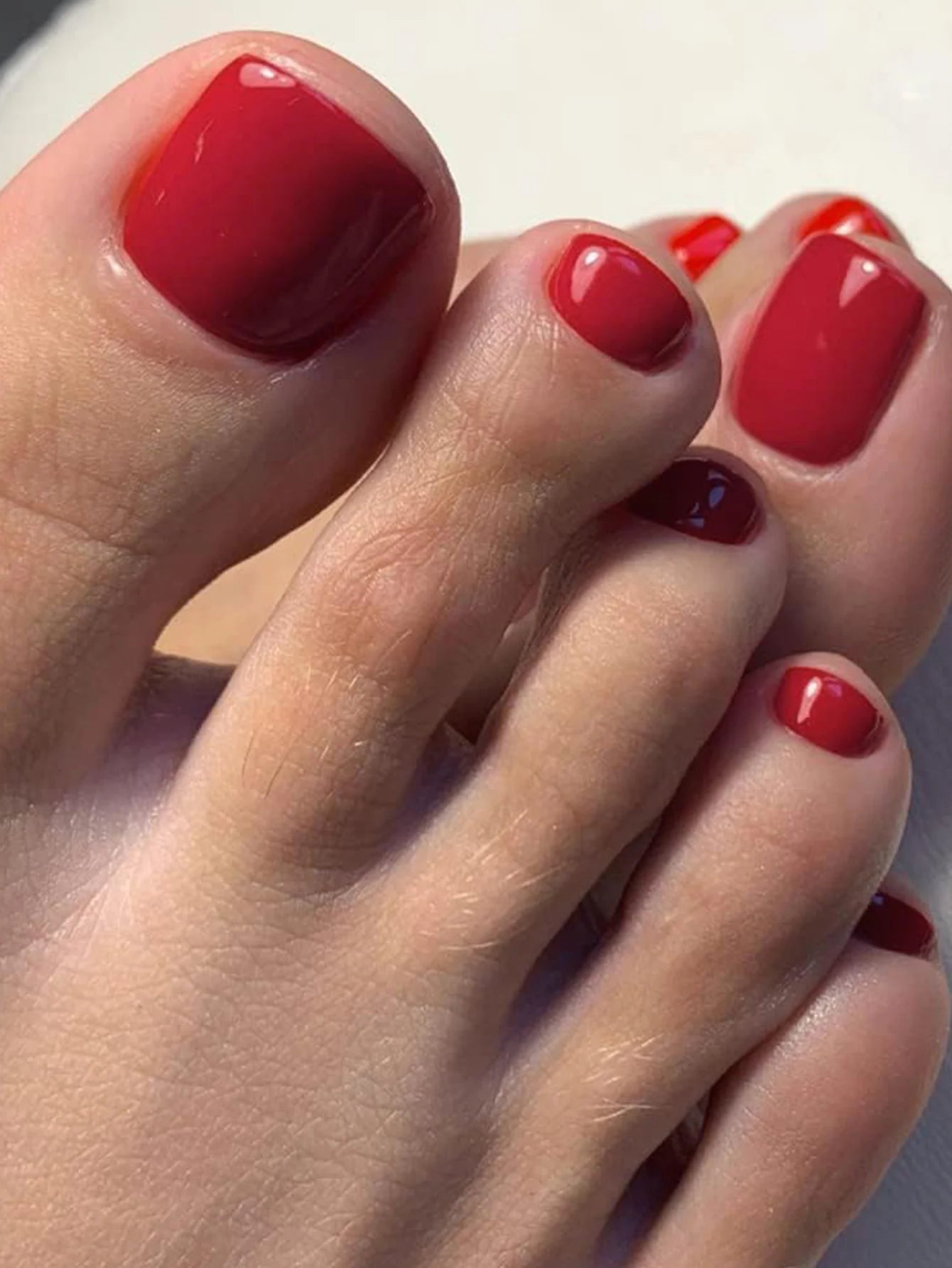 24PCS Short Square Pink Toe Press-ons