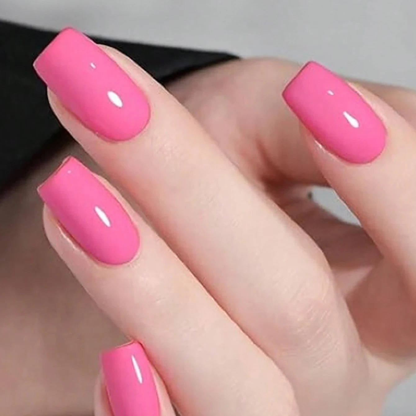 ARTAUG 24PCS Medium White Square Press On Nails